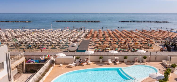 hotelnautiluspesaro en early-booking-offer-in-hotel-in-pesaro-with-pool-and-beach-included 011